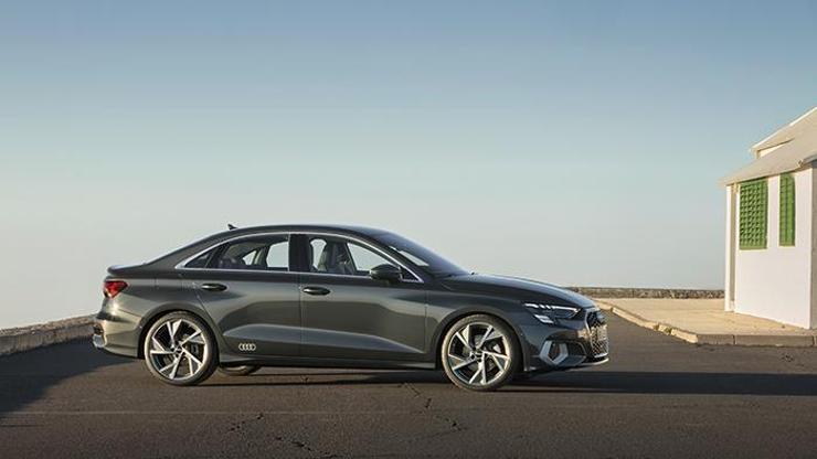 Yeni Audi A3 2 farklı gövdeyle geldi