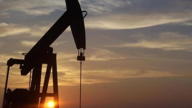 EIA: ABD ham petrol stokları 1.3 milyon varil yükseldi