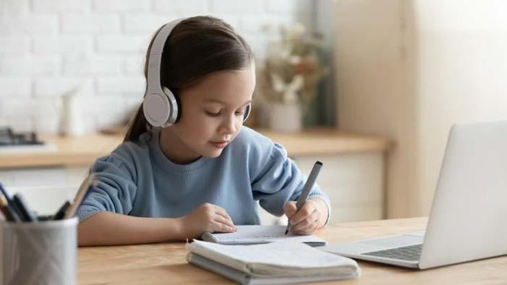 Online eğitim gören öğrencilere fiziksel aktivite tavsiyeleri