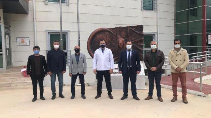 Datçada MHPliler sağlık çalışanlarının 14 Mart Tıp bayramını kutladı