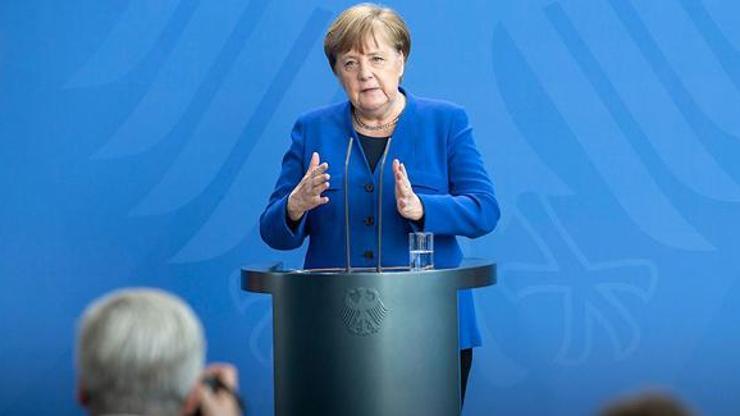 Almanya Başbakanı Merkel: Benim hatam, affınıza sığınıyorum