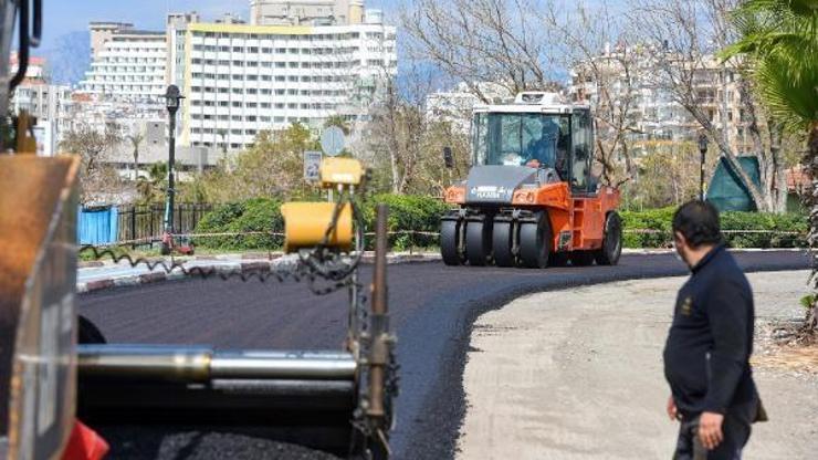 Yama tutmaz caddeye sıfır asfalt