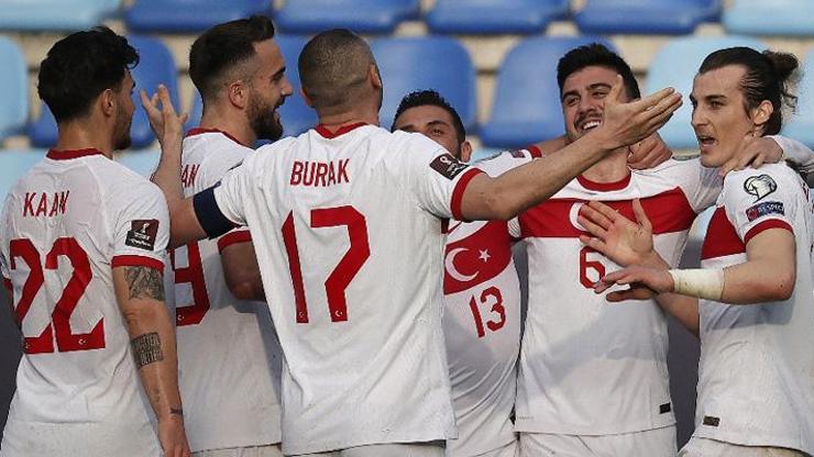 A Milli Takım liderliği aldı