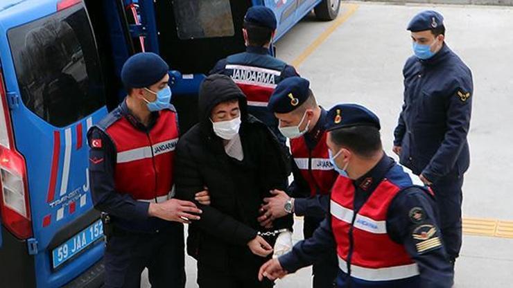 Tartıştığı eşinin üzerine benzin döküp, yaktı