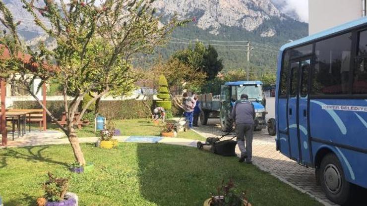 Kemer Belediyesi yeşili koruyor