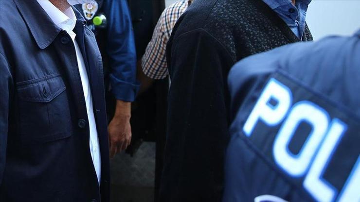 SON DAKİKA: Bildiriye imza atan emekli amirallerin lojman ve koruma hakları iptal edildi
