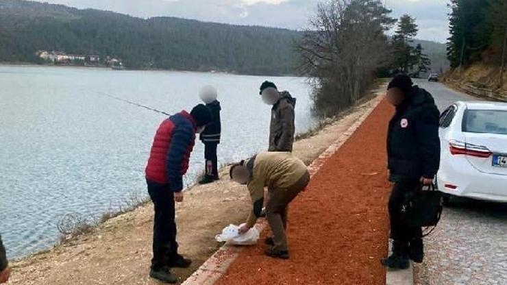 Abantta avlanan balıkçılara para cezası