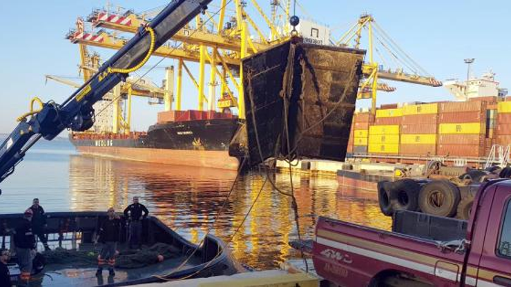 Marmara Denizinde kaçak avcılıkta kullanılan trol kapıları bulundu