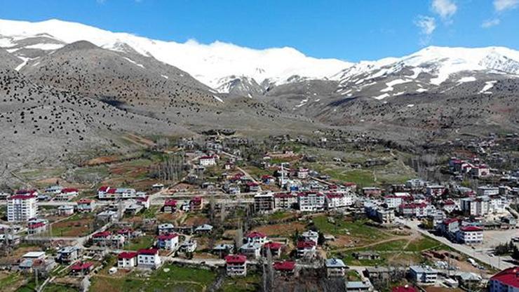 Kahramanmaraşın Nurhak Belediyesi, karantinaya alındı