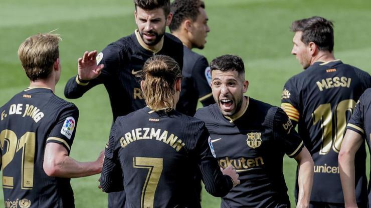 Barcelona Real Madridi yakaladı