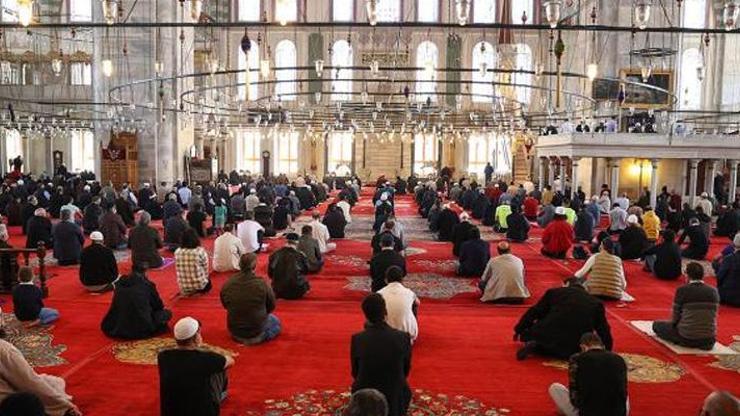 Diyanet İşleri Başkanı Erbaştan bayram namazı açıklaması