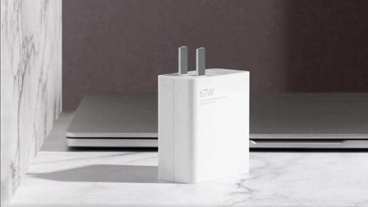 Mi 11 Ultra ile 67W şarj cihazı gündemde