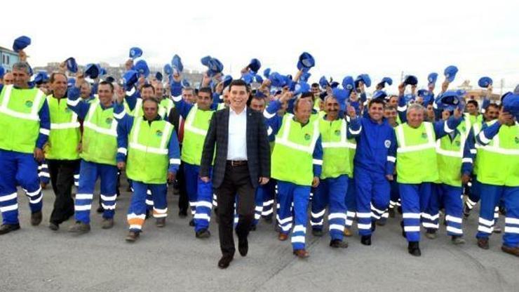 Kepez çalışanlarına çifte bayram