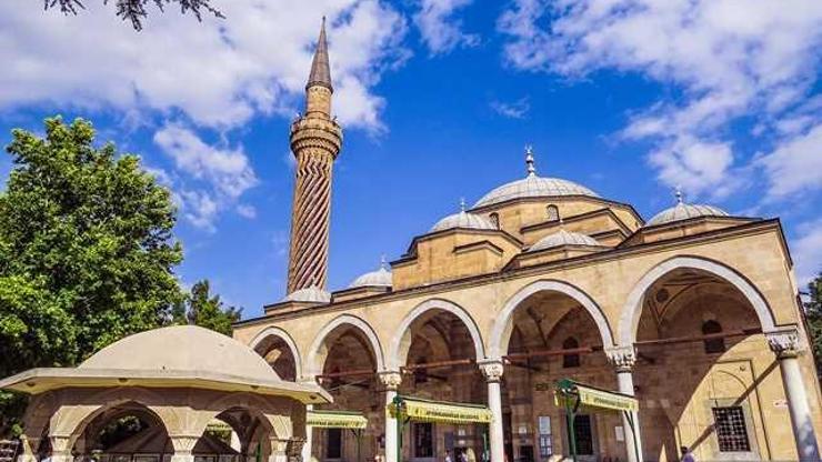 Afyonkarahisar bayram namazı saat kaçta 13 Mayıs Diyanet Afyonkarahisar bayram namazı saati ne zaman