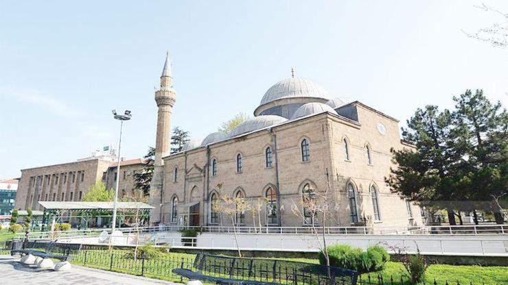 Isparta bayram namazı saat kaçta 13 Mayıs 2021 Diyanet Isparta bayram namazı saati ne zaman
