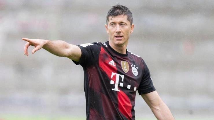 Robert Lewandowski Gerd Müllerin rekoruna ortak oldu