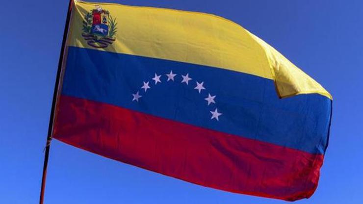 Venezuela, Kolombiya sınırında 8 askerinin rehin alındığını doğruladı