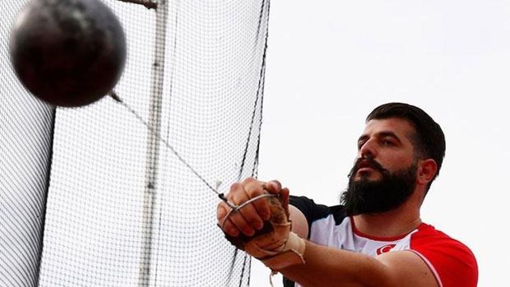 Milli çekiççi Özkan Baltacı Dohada birinci oldu