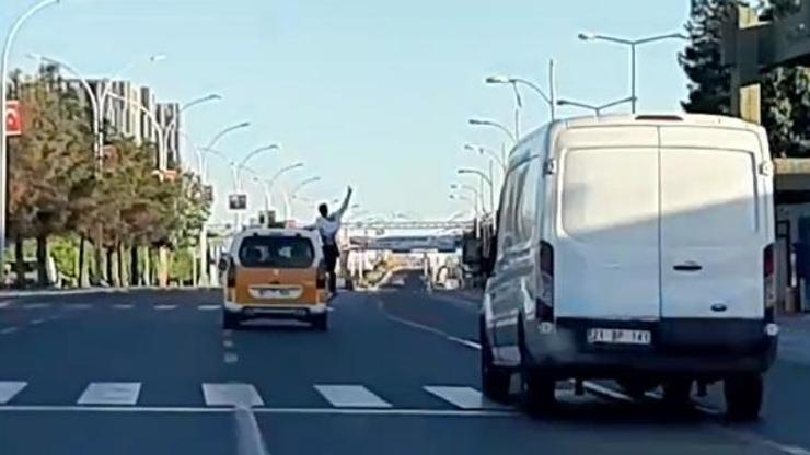 Taksiyle tehlikeli yolculuk kamerada