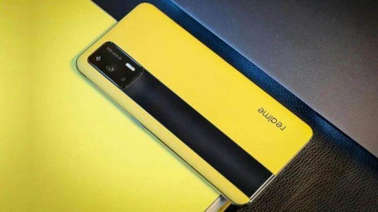Realme GT Avrupa’ya geldi