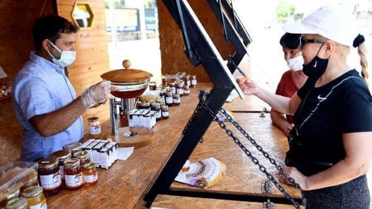 Mersinliler katkısız ürünlere Bal Evi’nden ulaşıyor
