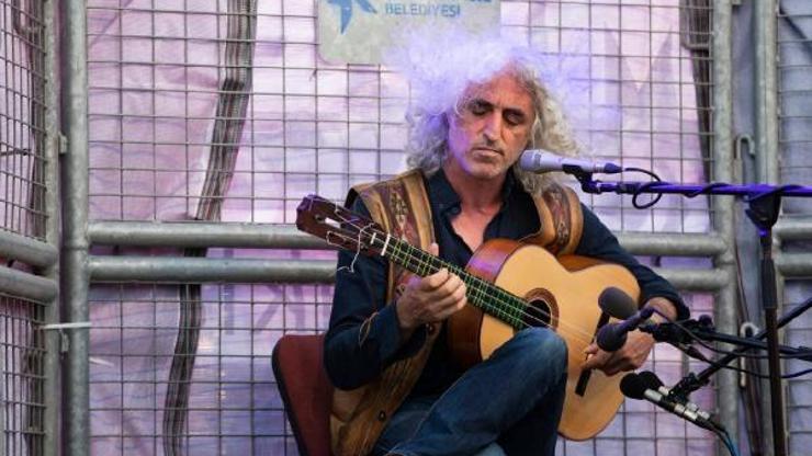 Ahmet Aslan Küçükçekmece’de konser verdi