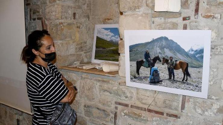Fotoğrafçı ve gezgin Mustafa Aksoyun 4 aylık yol macerası sergi oldu