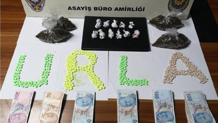 Urlada uyuşturucu operasyonu: 2 gözaltı