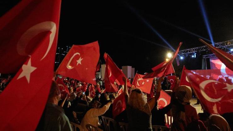 16 Temmuz 2021 resmi tatil mi Cuma günü bugün resmi tatil mi