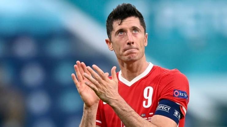 Robert Lewandowski yılın futbolcusu seçildi