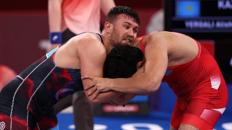 Son dakika... Süleyman Karadeniz yarı finale çıktı