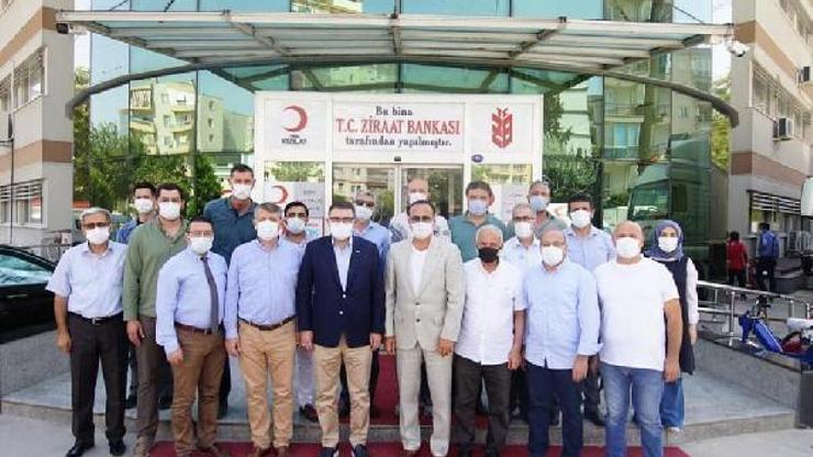 MÜSİAD İzmirden Kızılaya kan bağışı