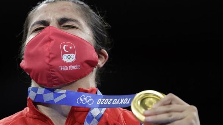 Son dakika... Busenaz Sürmeneli altın madalyasını aldı