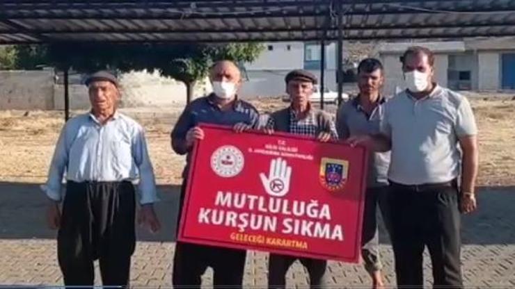Kiliste düğün ve nişanlarda magandalara afişli uyarı