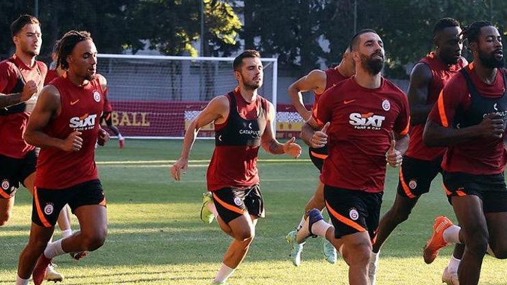 Son dakika... Galatasarayın St. Johnstone kamp kadrosu belli oldu