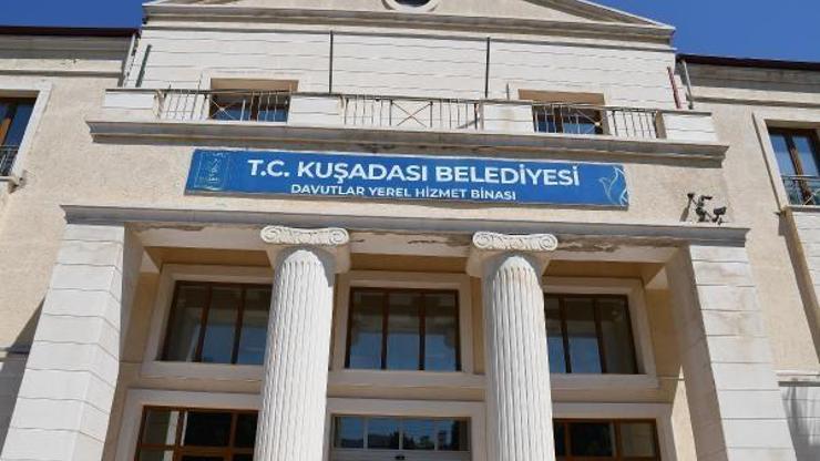 Kuşadası Belediyesinin Davutlar hizmet binası giderek güçleniyor