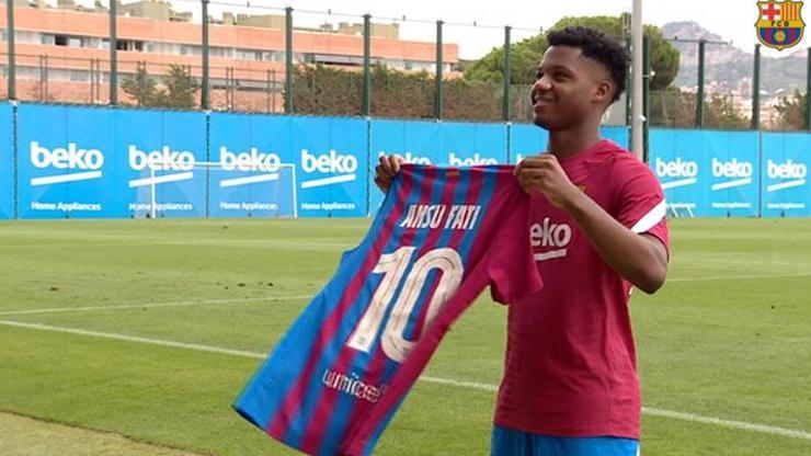Son dakika... Barcelonanın yeni 10 numarası Ansu Fati oldu