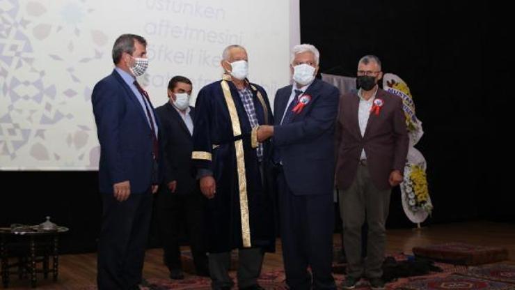 Hacılarda yılın ahisine törenle kaftanı giydirildi