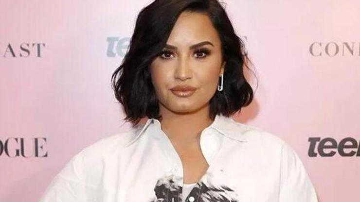 Demi Lovato, uzaylılarla güzel bir karşılaşma yaşadığını iddia ediyor