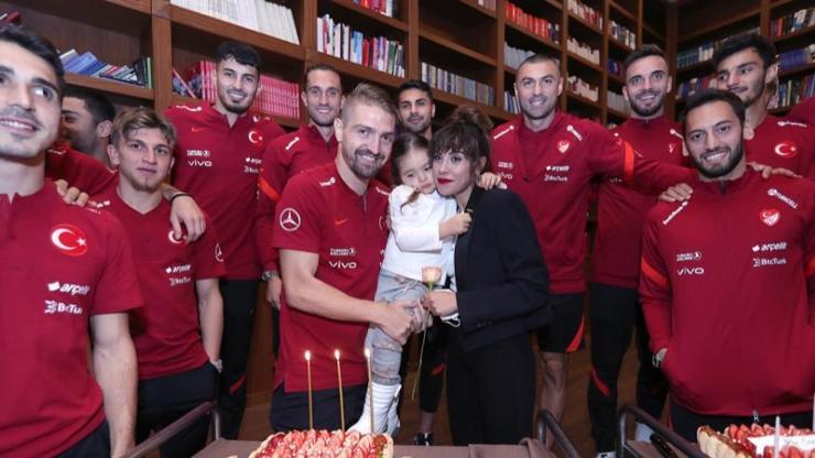 Caner Erkinin doğum günü kutlandı