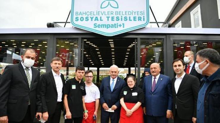 Binali Yıldırım Bahçelievler Belediyesi Sempati Sosyal Tesislerini ziyaret etti