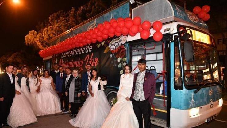 Roman çiftlere toplu nikah töreni