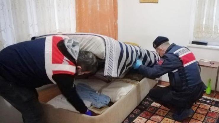 İstihbarat görevlisiyim diye dolandırdı
