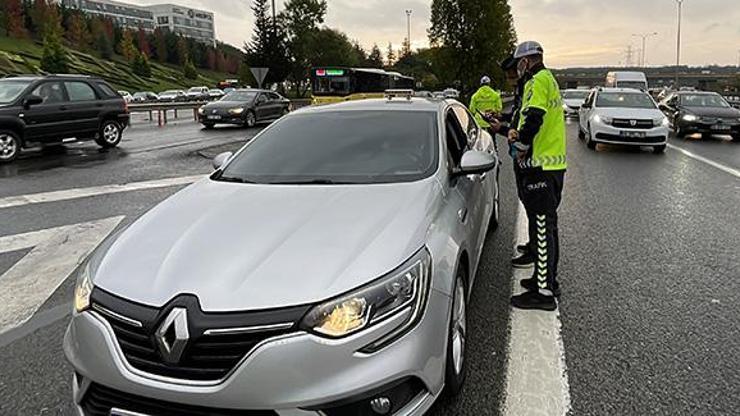 İstanbulda çakarlı araç denetimi