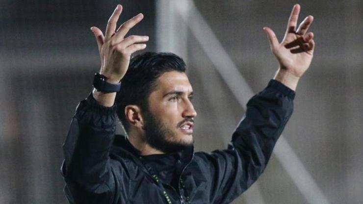Nuri Şahin 33 yaşında futbolu bıraktı