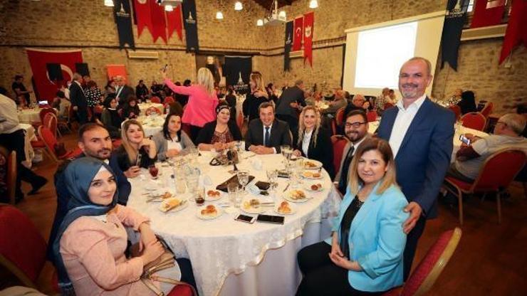 Konak Belediye Başkanı Batur: Muhtarlar bizim baş tacımız