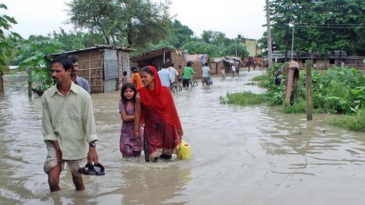 Nepalde sel ve heyelanlarda 77 kişi öldü
