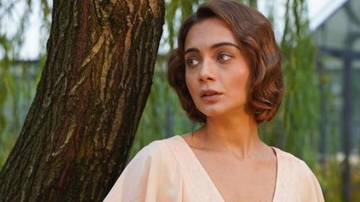 Aziz dizisi Dilruba kimdir, Damla Sönmez kaç yaşında İşte Azizin Dilrubası Damla Sönmezin kariyeri
