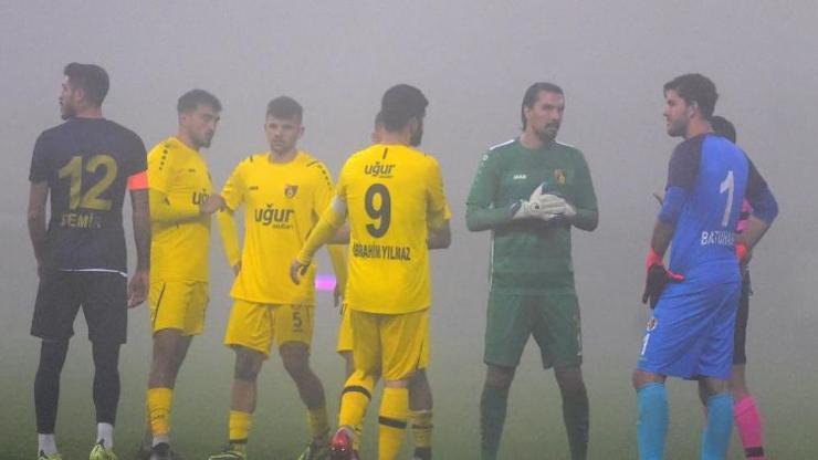 İstanbulspor-Menemenspor maçı sis nedeniyle ertelendi
