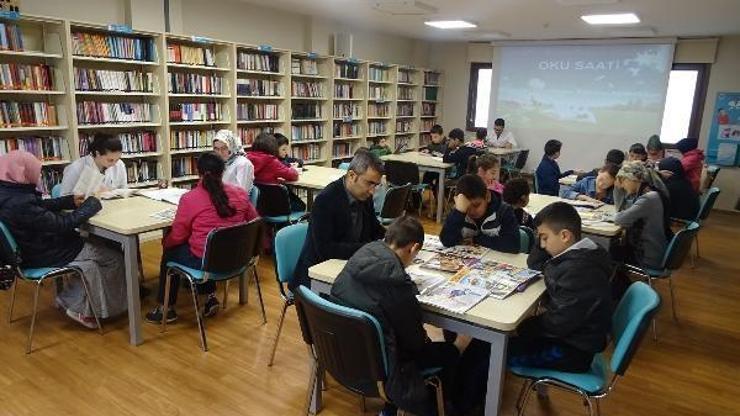 Zeytinburnu Bilgi Evlerine 75 bininci üye kaydı gerçekleşti